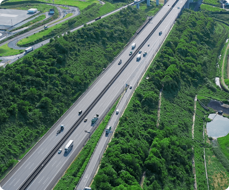 上空から見た高速道路